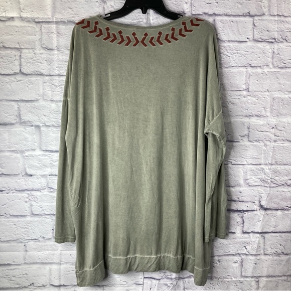 POL‎ women’s top - Picture 4 of 15